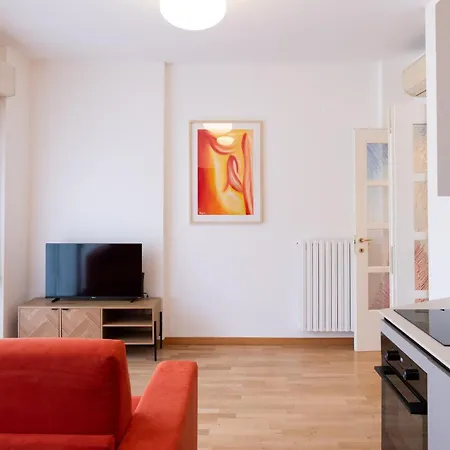 Elegant One Bedroom Bocconi شقة *