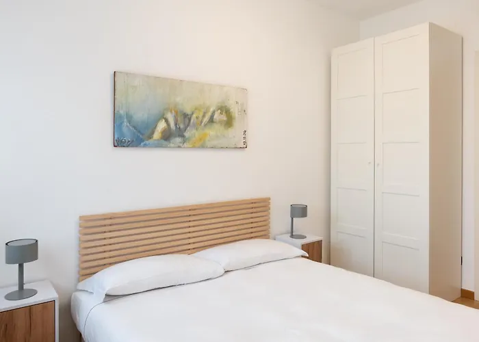 Elegant One Bedroom Bocconi Apartman Milánó
